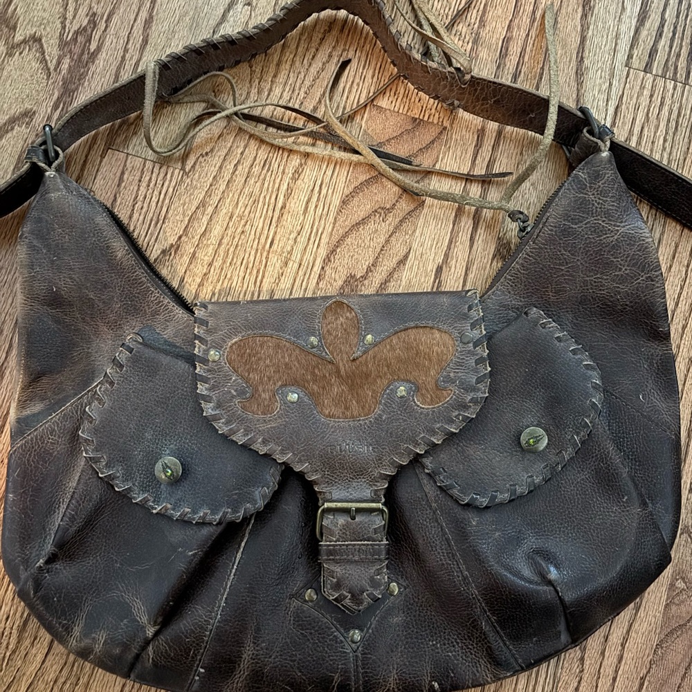 Indie Sleaze Leather Shoulder Bag with Fleur-de-Lis Accent - Brown
